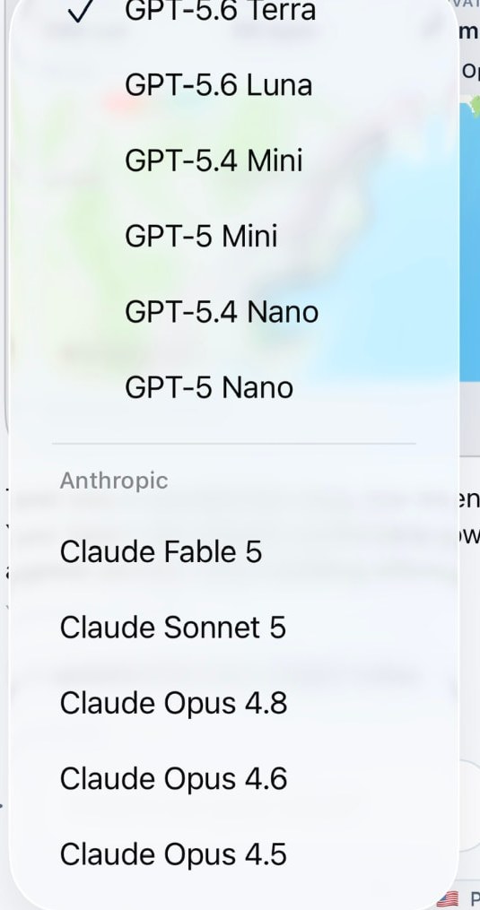 The Souvéa model picker open in the app, listing supported models from several providers with one of them selected.
