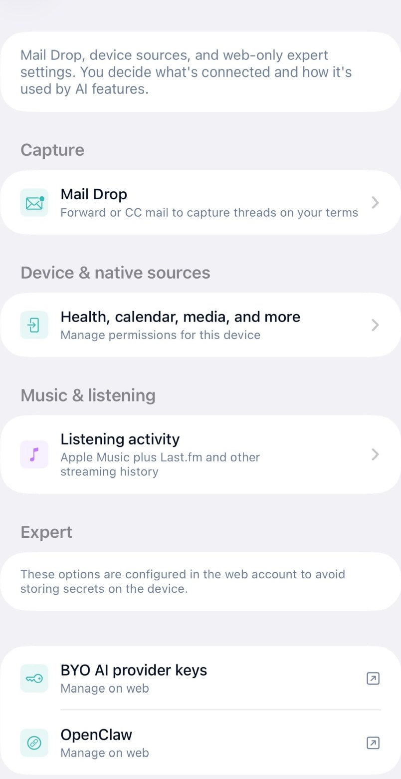 The Connections screen in Souvéa showing Mail Drop, device sources such as health and calendar, listening activity and expert options for your own AI provider keys.